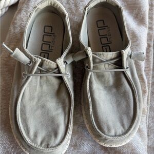 Hey Dude Women’s Casual Canvas Moccasin Shoes in Light Beige